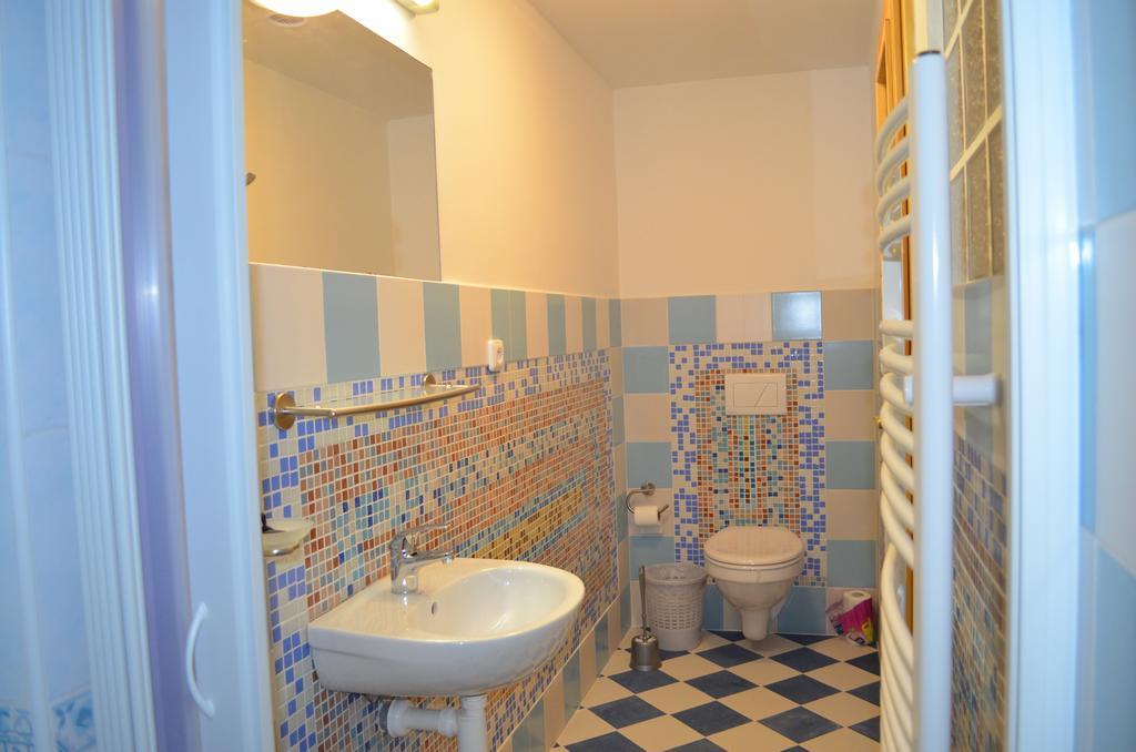 Hotel Famozclub Bakov nad Jizerou Esterno foto