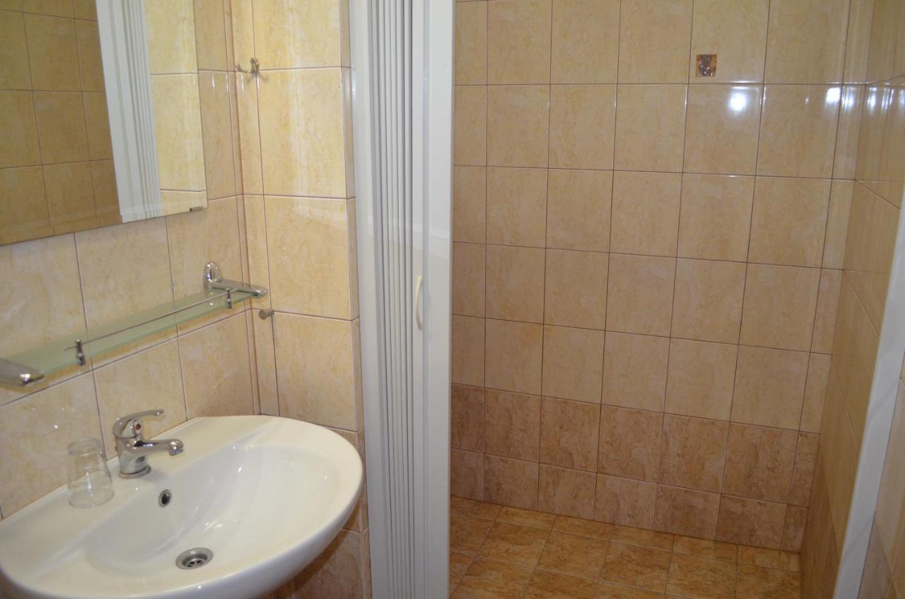 Hotel Famozclub Bakov nad Jizerou Camera foto