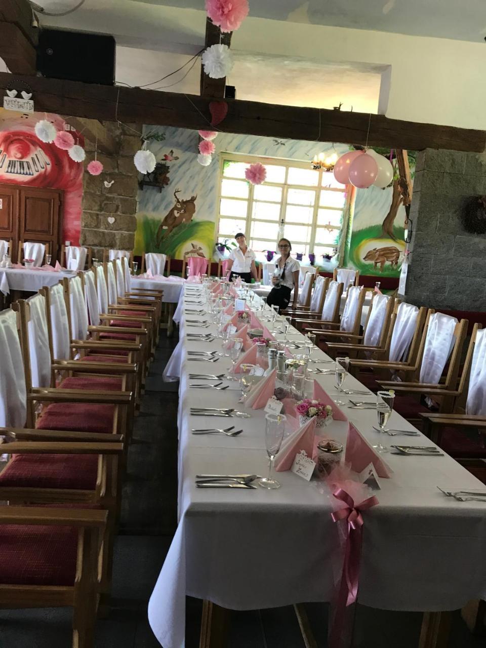 Hotel Famozclub Bakov nad Jizerou Esterno foto